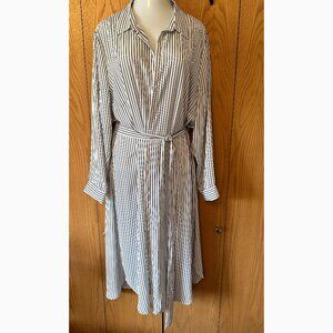 Forever 21+ Overpiece with tie belt